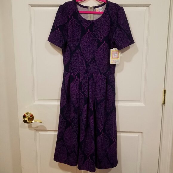 Ladies' LuLaRoe Amelia Dress, Size XS, New with Tags                   HOST PICK - Picture 2 of 14